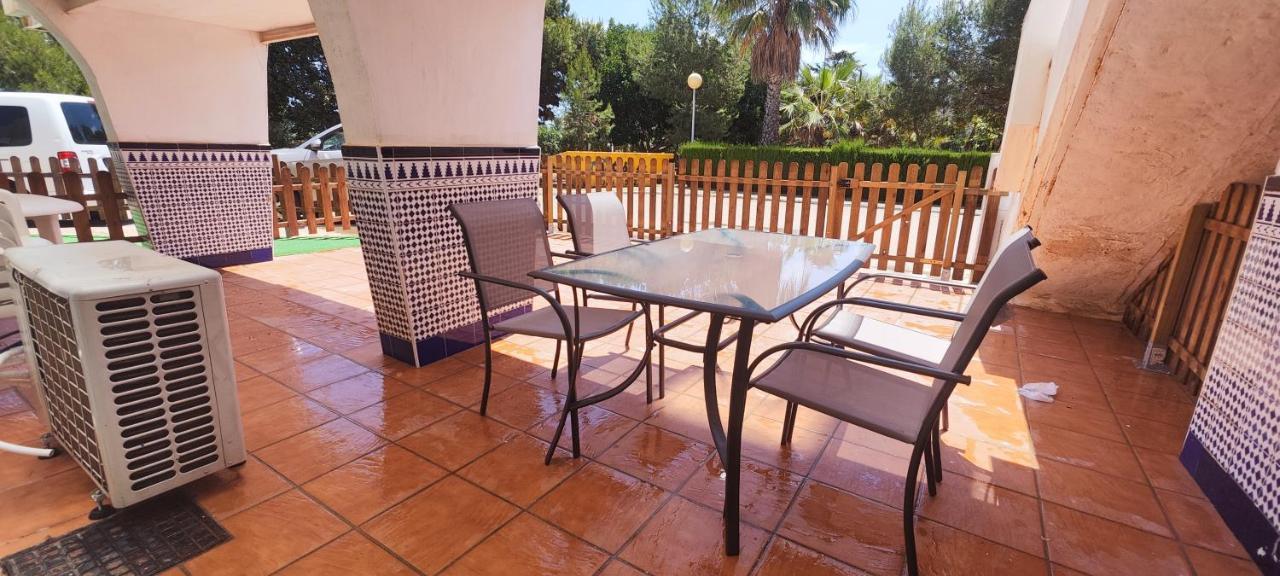 Planta Baja Con Piscina Lägenhet Cartagena Exteriör bild
